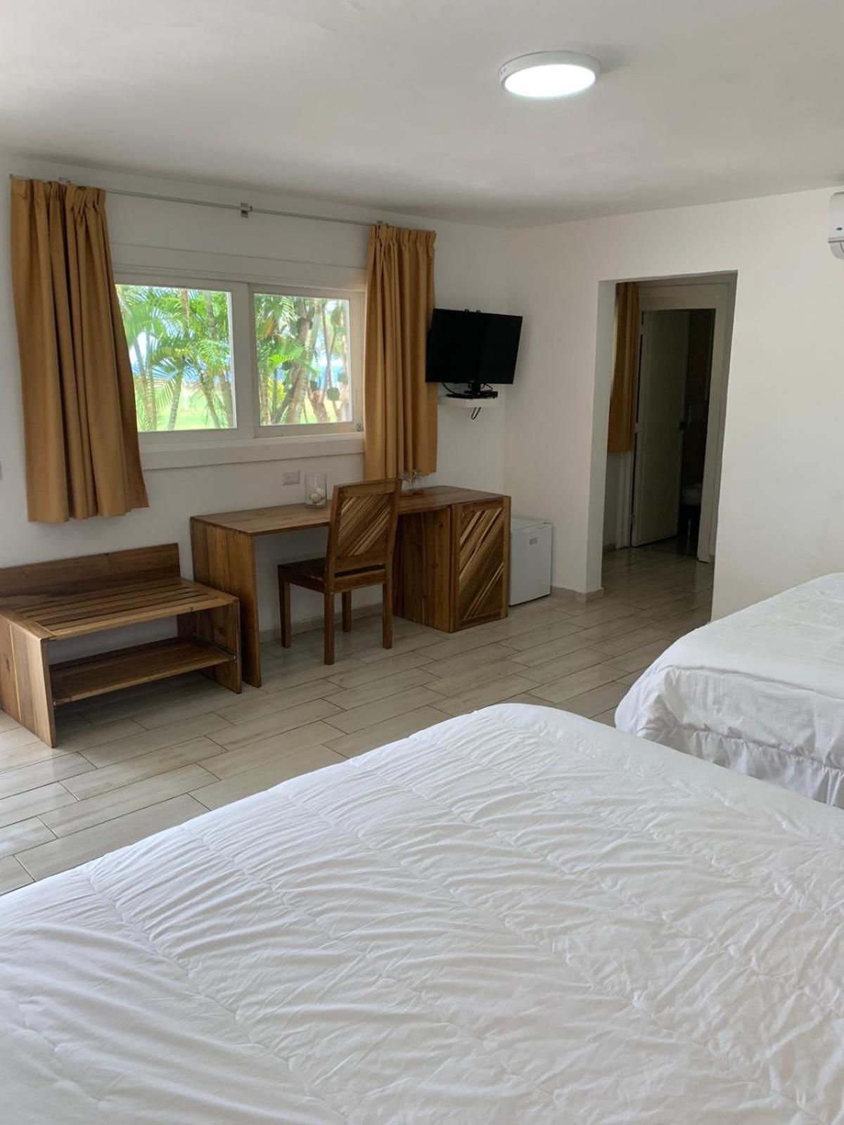 Hotel El Quemaito - Luxury Oceanfront Retreat Barahona Екстериор снимка