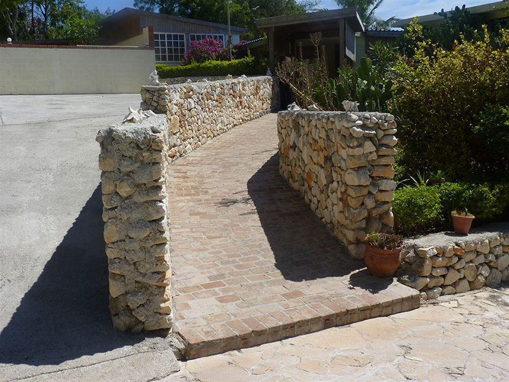 Hotel El Quemaito - Luxury Oceanfront Retreat Barahona Екстериор снимка